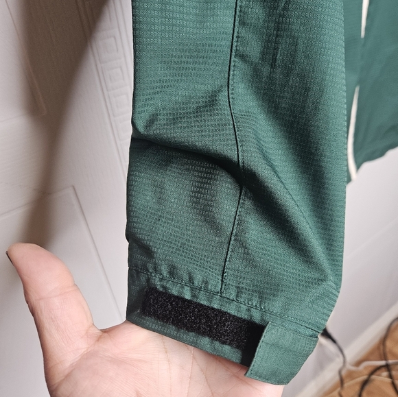 Adidas Climaproof Green and White Mesh Lined Windbreaker Jacket XL EUC - Picture 5 of 12